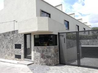 Conjunto Residencial "Las Torres", Callicosmia Constructores S.A de C.V. Callicosmia Constructores S.A de C.V. Rumah kecil Beton