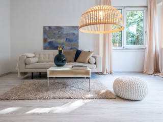 Preisgekröntes Staging 2018, Cornelia Augustin Home Staging Cornelia Augustin Home Staging Modern living room