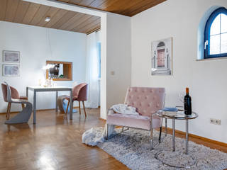 We Love: Pink, Cornelia Augustin Home Staging Cornelia Augustin Home Staging Comedores de estilo moderno