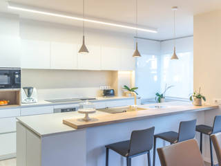 Reforma de entrada, cocina, sala d'estar y comedor, HD Arquitectura d'interiors HD Arquitectura d'interiors Cocinas equipadas Madera Acabado en madera