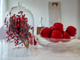 We Love: Red, Cornelia Augustin Home Staging Cornelia Augustin Home Staging Country style living room