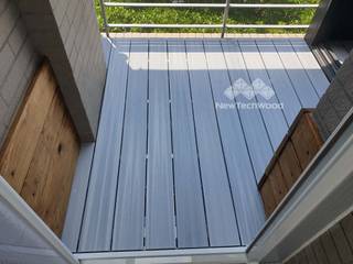 【淺色裝潢的延伸｜＃北歐風陽台地板】, 新綠境實業有限公司 新綠境實業有限公司 Balcony Wood-Plastic Composite White