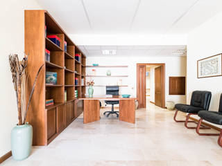 Un prestigioso ufficio, Benedetta Losito - Home Staging & Redesign Benedetta Losito - Home Staging & Redesign Studio in stile classico