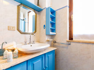 Una vita rilassante, Benedetta Losito - Home Staging & Redesign Benedetta Losito - Home Staging & Redesign Bagno in stile mediterraneo