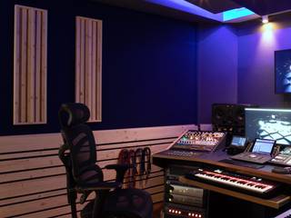 Studio di registrazione Cantieri 51, MasAcoustics MasAcoustics Ruang Media Modern