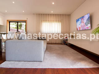 Casa Particular, Vila Nova de Gaia, IAS Tapeçarias IAS Tapeçarias Salas modernas Textil Ámbar/Dorado