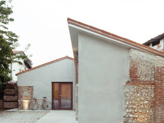 Depandance DCA, Didonè Comacchio Architects Didonè Comacchio Architects Minimalist house