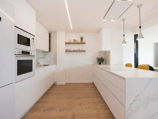 Reforma de vivienda "Avinguda de Roma", Sincro Sincro Modern kitchen