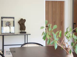 S&O House Living Room CE's Scandinavian style living room MDF Wood effect parquet floor design, interior sculpture