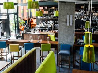 Proyecto en Restaurante TRÜHVEL con lámparas DRUM, Ole Lighting Ole Lighting Комерційні приміщення