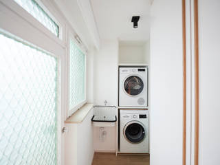 Penthouse en ville, justinside justinside Kitchen units Wood Wood effect