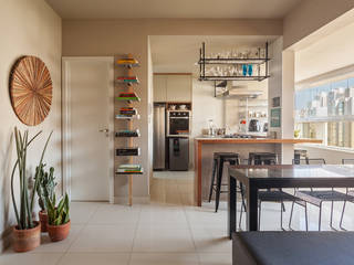 Apartamento RC - Vila da Serra NL, CAMILA FERREIRA ARQUITETURA E INTERIORES CAMILA FERREIRA ARQUITETURA E INTERIORES Industrial style dining room