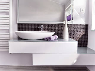 Badezimmer, KIN-RAUMDESIGN KIN-RAUMDESIGN Modern bathroom