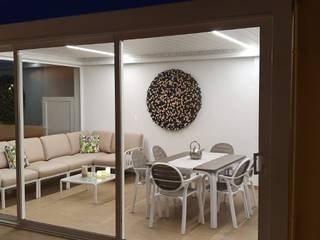 PERGOLAS BIOCLIMATICAS , PERSYMAR PERSYMAR Minimalist balcony, veranda & terrace Aluminium/Zinc
