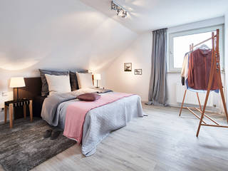 Dachgeschosswohnung, Home Staging Bavaria Home Staging Bavaria Bedroom