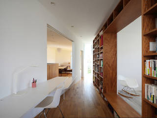 House MT, 小島光晴建築設計事務所 小島光晴建築設計事務所 Oficinas y bibliotecas de estilo moderno Madera Acabado en madera