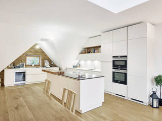 Ewe Küche - Nuova grifflos, Küchen Design Keglevits Küchen Design Keglevits Built-in kitchens