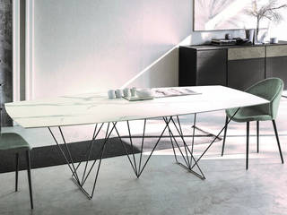 Extending Tables, My Italian Living My Italian Living Moderne eetkamers