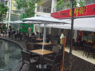 OVERSEAS CAFE, Horestco Industries ( M) Sdn bhd Horestco Industries ( M) Sdn bhd Sala da pranzo in stile asiatico Rattan / Vimini Turchese