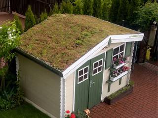 Domek narzędziowy z zielonym dachem, GREENFOND POLSKA SPÓŁKA Z OGRANICZONĄ ODPOWIEDZIAL GREENFOND POLSKA SPÓŁKA Z OGRANICZONĄ ODPOWIEDZIAL Flat roof