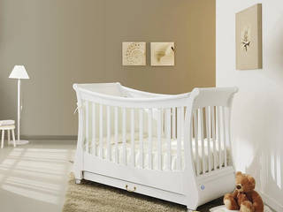 Cots, Cribs & Baby Beds, My Italian Living My Italian Living Cuartos infantiles de estilo moderno