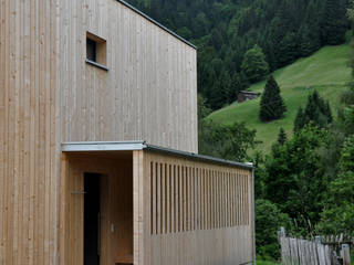 Casa de vacaciones en la montaña, exit arquitectos exit arquitectos Wooden houses Wood Wood effect