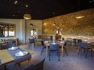 RESTAURANTE SUCRER, FAUS INTERNATIONAL FLOORING SLU FAUS INTERNATIONAL FLOORING SLU Pavimentos