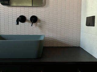 Nordic colors for an Estonian bathroom, Ston srl Ston srl حمام زجاج