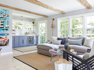 All about ease: Family home in Bridgehampton, NY, Darci Hether New York Darci Hether New York Modern living room