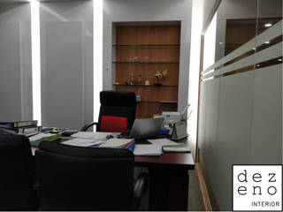 COMMERCIAL - BERTAM GROUP OFFICE, Dezeno Sdn Bhd Dezeno Sdn Bhd Modern bars & clubs White