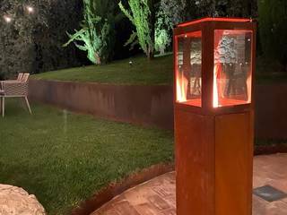 POB FARO QUBE , COSTRUZIONI MECCANICHE PATERNO SRL COSTRUZIONI MECCANICHE PATERNO SRL Jardines de estilo moderno