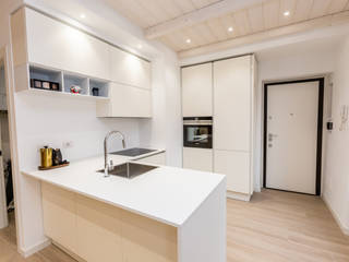 Il rifugio Milanese, Yome - your tailored home Yome - your tailored home Cocinas modernas: Ideas, imágenes y decoración