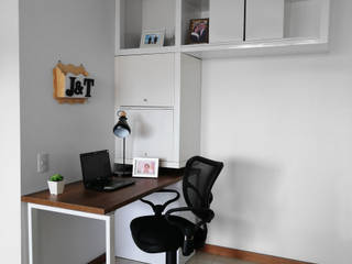 Diseño y producción de mobiliario, LABEL Estudio Creativo LABEL Estudio Creativo Modern style study/office Chipboard