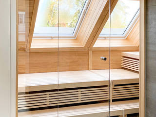 Moderne Sauna im Dachgeschoss | KOERNER Saunamanufaktur, KOERNER SAUNABAU GMBH KOERNER SAUNABAU GMBH 사우나
