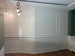 Armadio boiserie, Falegnameria su misura Falegnameria su misura Living roomCupboards & sideboards Wood White