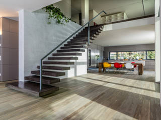 villa open space, Eikon Eikon Stairs Wood Wood effect