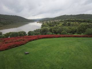 Instalación de Robots Cortacesped Husqvarna en jardines de finca Rustica en Ciudad Real , Robotic Mowers Robotic Mowers Powierzchnie handlowe Plastik