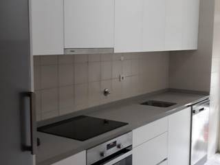 Cozinha apartamento Porto, ADN Furniture ADN Furniture Dapur: Ide desain interior, inspirasi & gambar