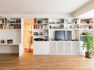 Reforma interior vivienda, Barcelona. "Urgell", Au idò Arquitectura, S.L Au idò Arquitectura, S.L Полы