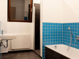 Modernisierung Altbauwohnung, Resonator Coop Architektur + Design Resonator Coop Architektur + Design Modern bathroom