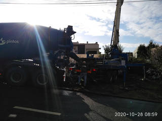 Encher uma placa de piso, ERRE DE RAIZ - Obras e Projectos, Lda. ERRE DE RAIZ - Obras e Projectos, Lda.