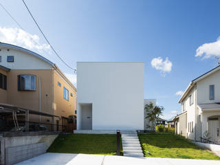 House-U, タカヤマ建築事務所 タカヤマ建築事務所 Casas minimalistas