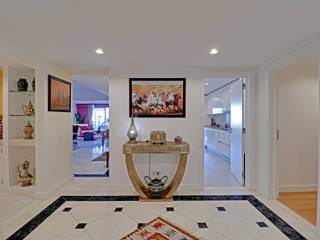 Hall de entrada homify Modern Corridor, Hallway and Staircase Drawers & shelves