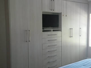 SCD Cupboards, SCD Group SCD Group Modern style bedroom Wood