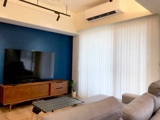 在陽光灑落的地方生活｜柔紗直立簾, MSBT 幔室布緹 MSBT 幔室布緹 Modern living room Wood-Plastic Composite Blue
