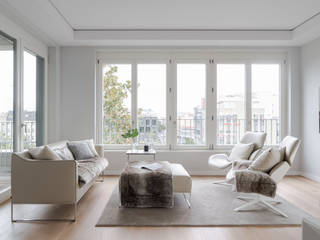Minimal Interior in the earth of Berlin, Giulia Maretti Studio Giulia Maretti Studio Salas de estilo moderno Blanco