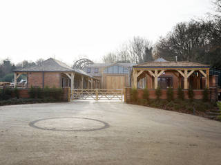 Grangewood Stables, Clear Architects Clear Architects Classic style houses