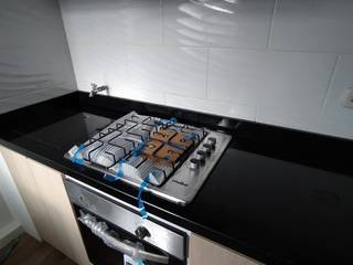 REMODELACION COCINA MADELENA (BOGOTÁ), Plano 13 Plano 13 Small kitchens چپس بورڈ