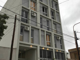 Edificio Viamonte, Luis F. Macedo Luis F. Macedo uPVC windows Aluminium/Zinc