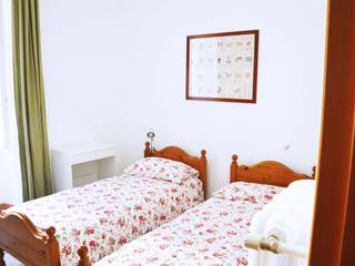 Appartamento stile classico, 2Emme Edilizia srl 2Emme Edilizia srl Camera da letto in stile classico